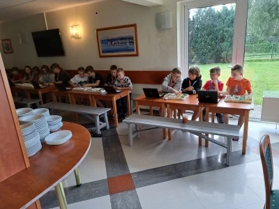 2 2zajecia z konstruowania i programowania robotow